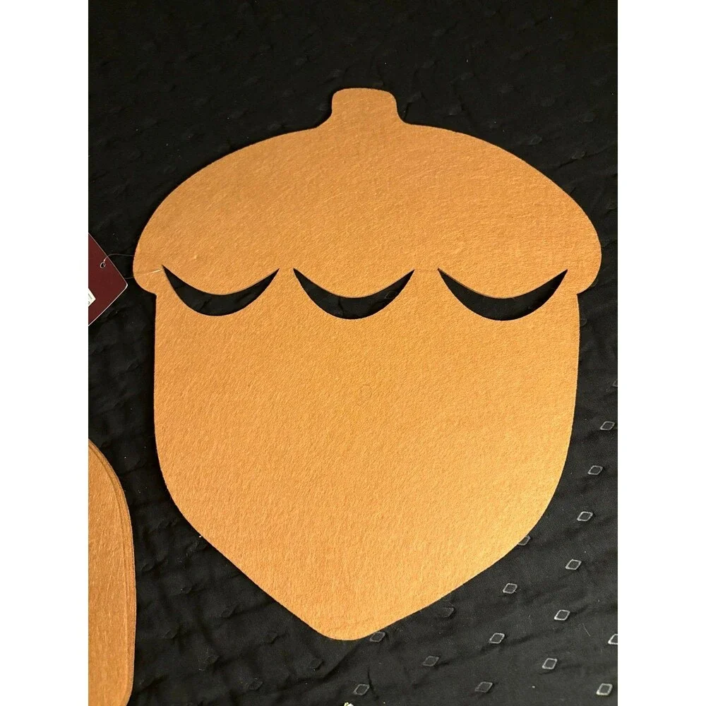 Fall‎ acorn shaped felt placements set of 5 Thanksgiving Fall decor